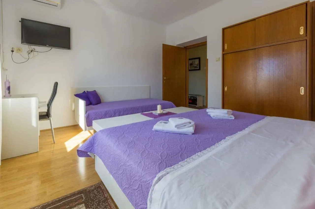 Apartments In Crikvenica 39329 Croatia